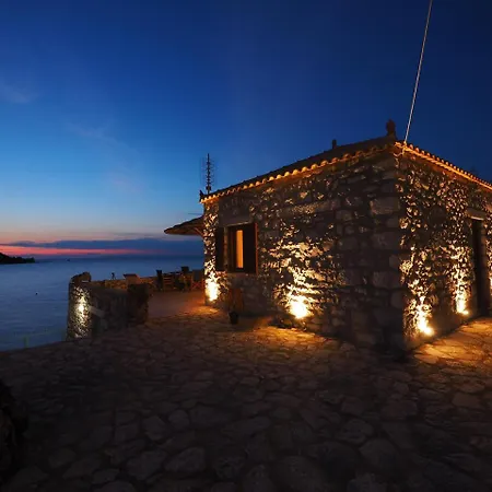 Villa Sofia Front Of The Sea Limeni